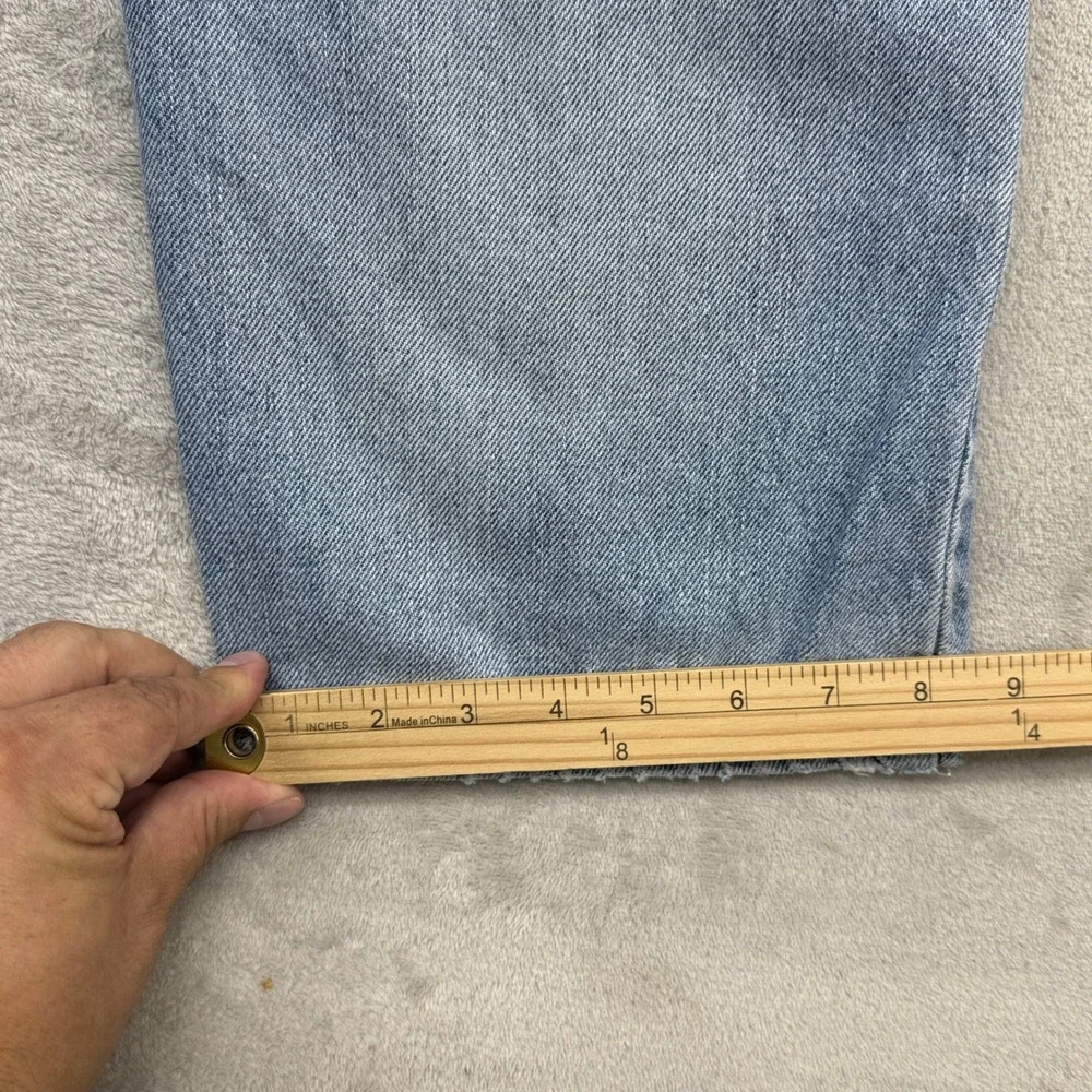 VTG Levi's 505 Regular Fit Jeans Mens 36x32 Light Blue Denim Straight Leg Y2K